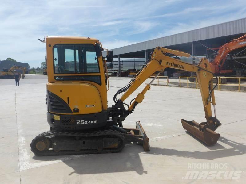 Hyundai R25Z-9A Minigravere <7t