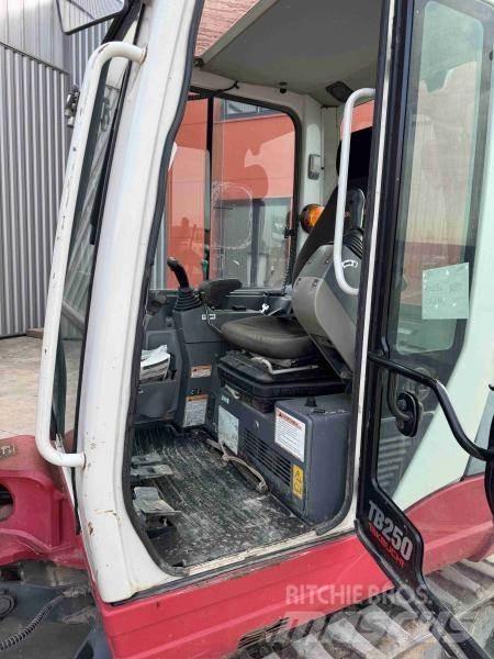 Takeuchi TB 250 Minigravere <7t