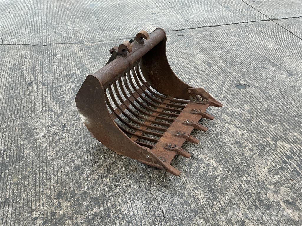  3 Ft Riddle Bucket Landbruk - Annet