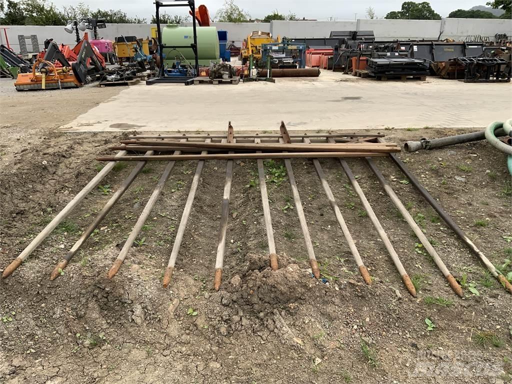  Old School Hay Rake Landbruk - Annet