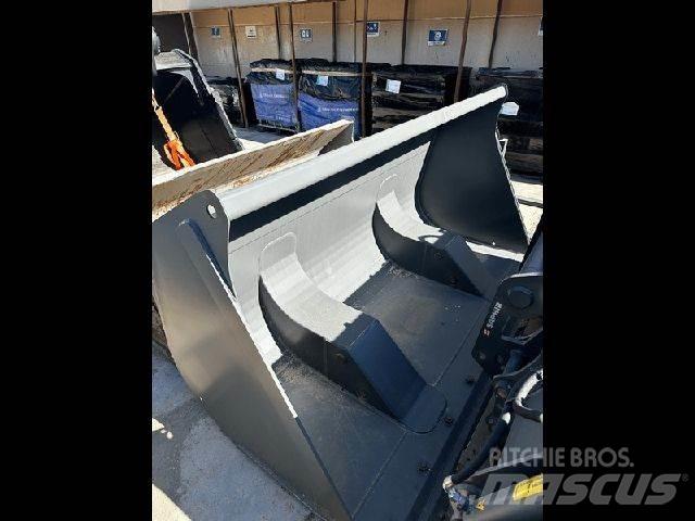 Liebherr  Anlegg - Annet