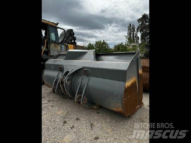 Liebherr GODET Anlegg - Annet