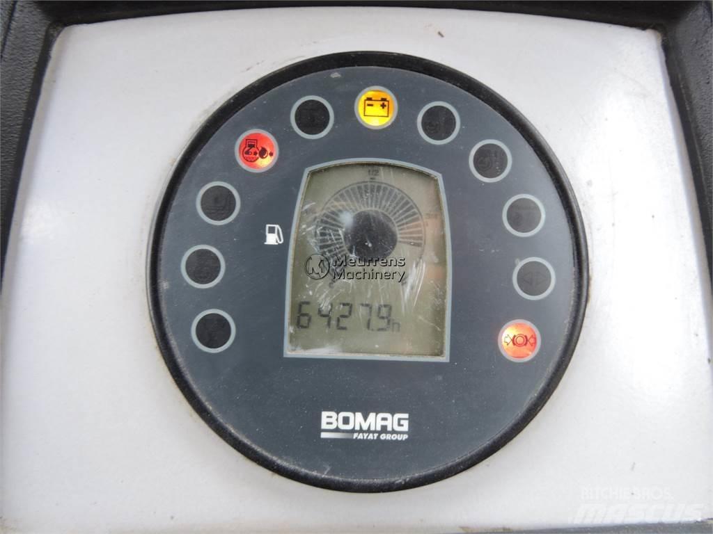 Bomag BW211D-4 GERMAN Andre Valser