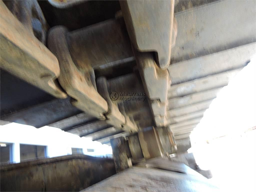 CAT 323D Beltegraver