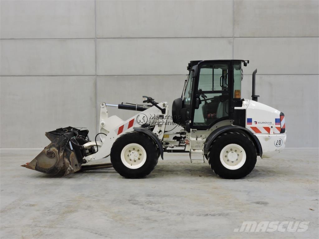 CAT 908M + FORK Hjullastere