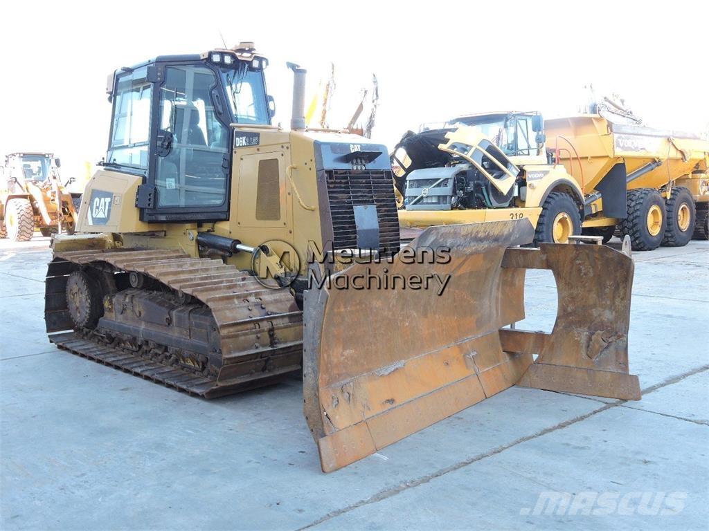 CAT D6K Bulldosere