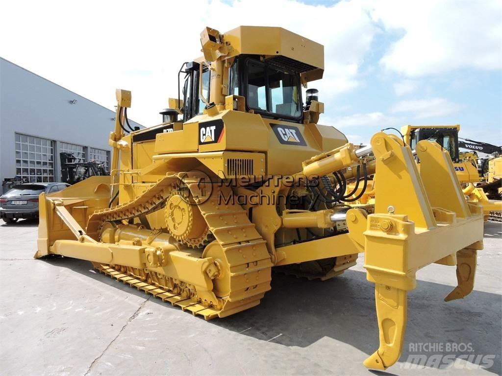 CAT D7R Bulldosere