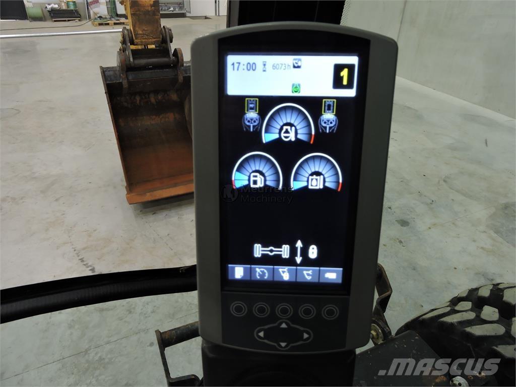 CAT M322D Hjulgravere