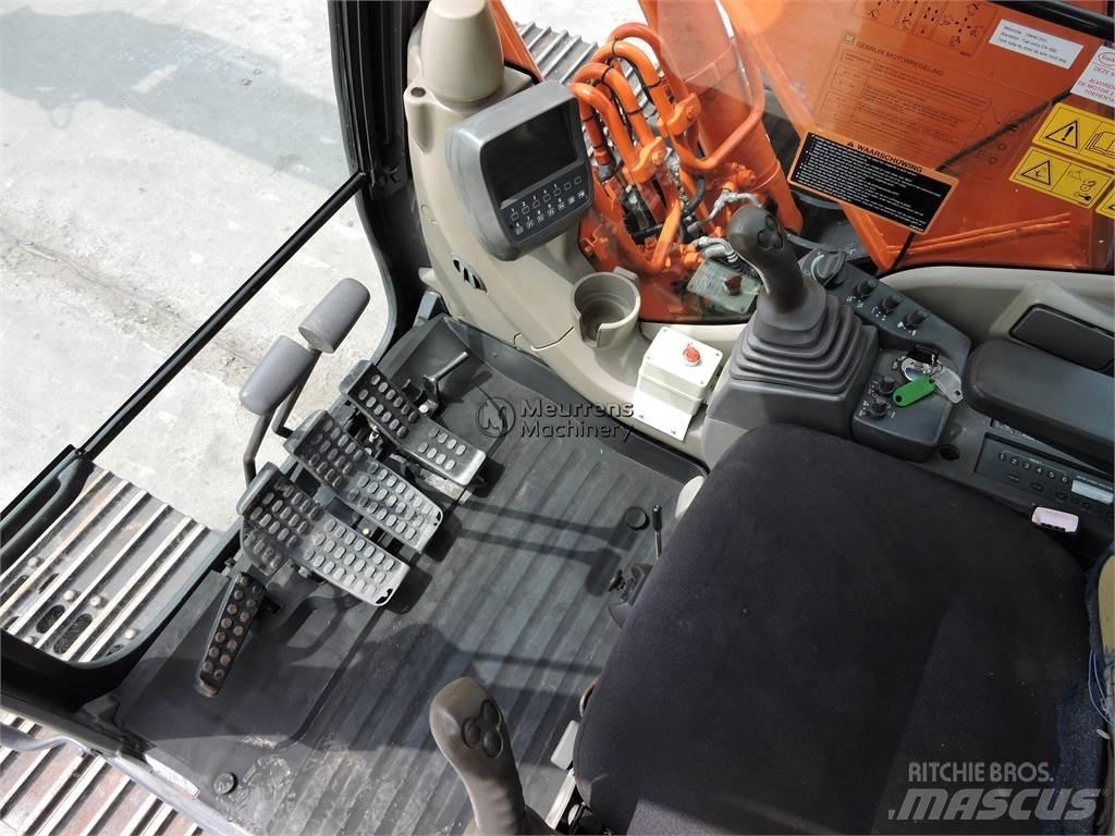 Hitachi ZX180 Beltegraver