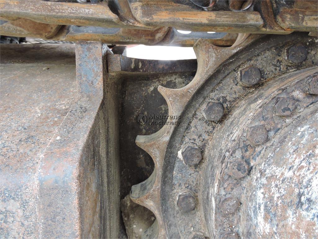 Hitachi ZX225 Beltegraver