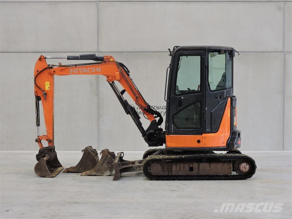 Hitachi ZX33U-5A Anlegg - Annet
