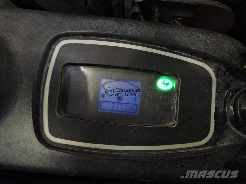 JCB 8035 Anlegg - Annet