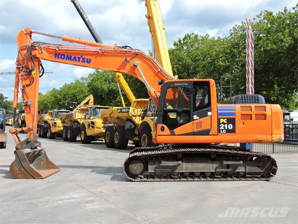 Komatsu PC210LC-10 Beltegraver