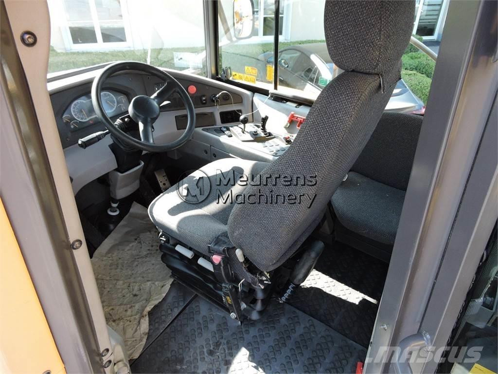 Volvo A25F Rammestyrte Dumpere