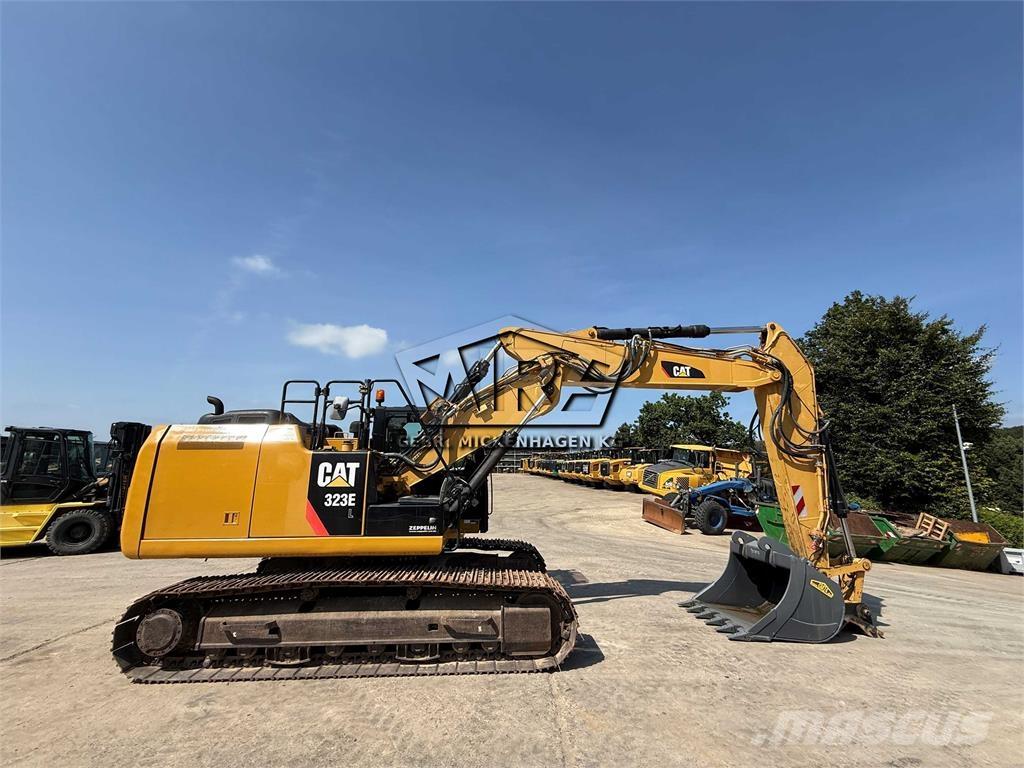 CAT 323 EL Beltegraver