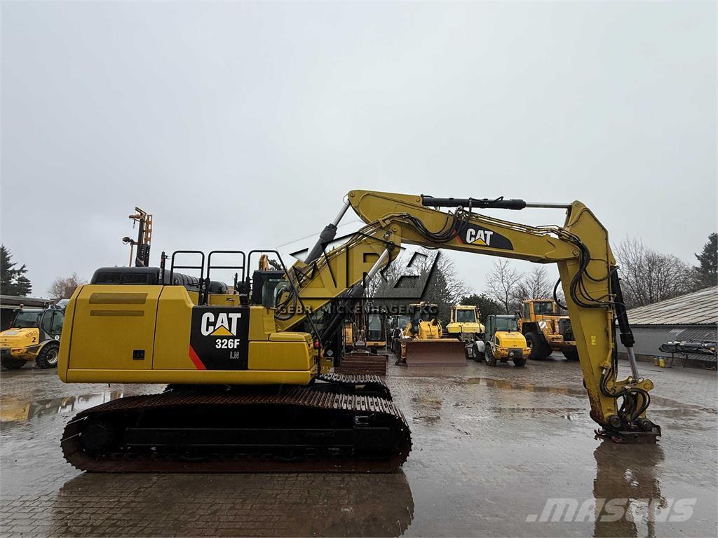 CAT 326 F LN Beltegraver