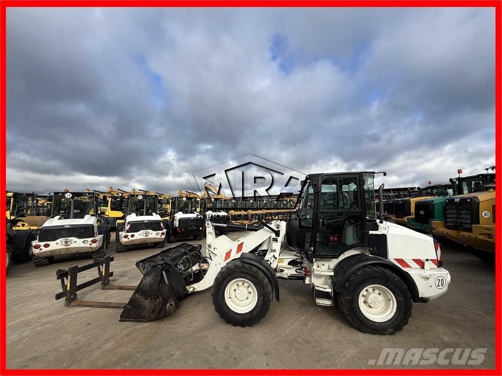 CAT 908 M Hjullastere