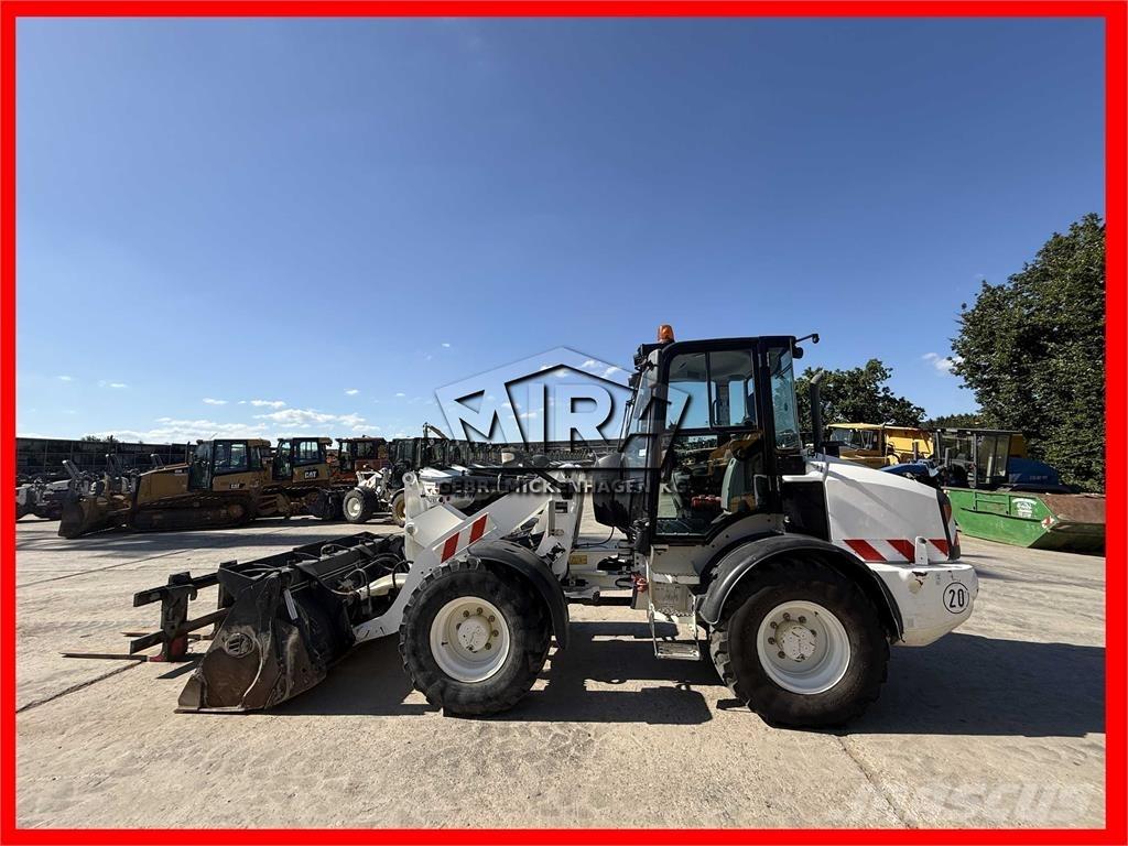 CAT 908M Hjullastere