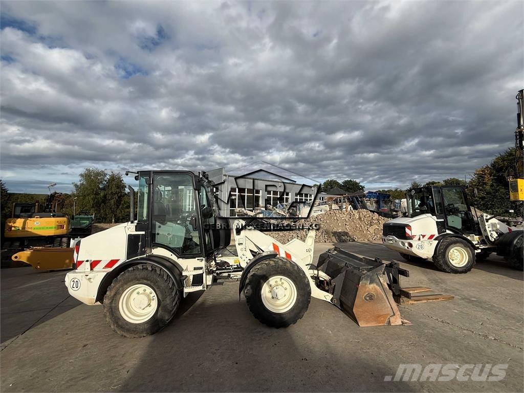 CAT 908M Hjullastere