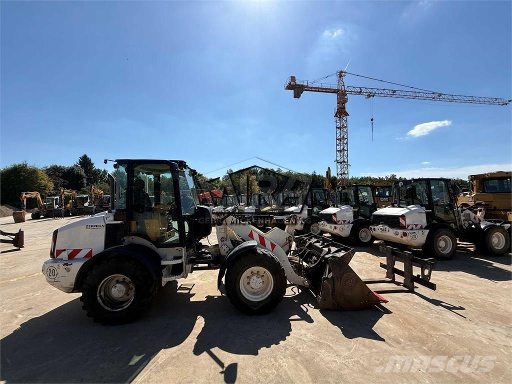 CAT 908M Hjullastere