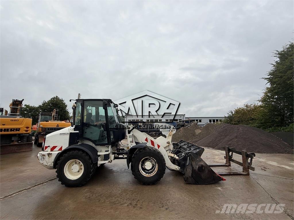 CAT 908M Hjullastere