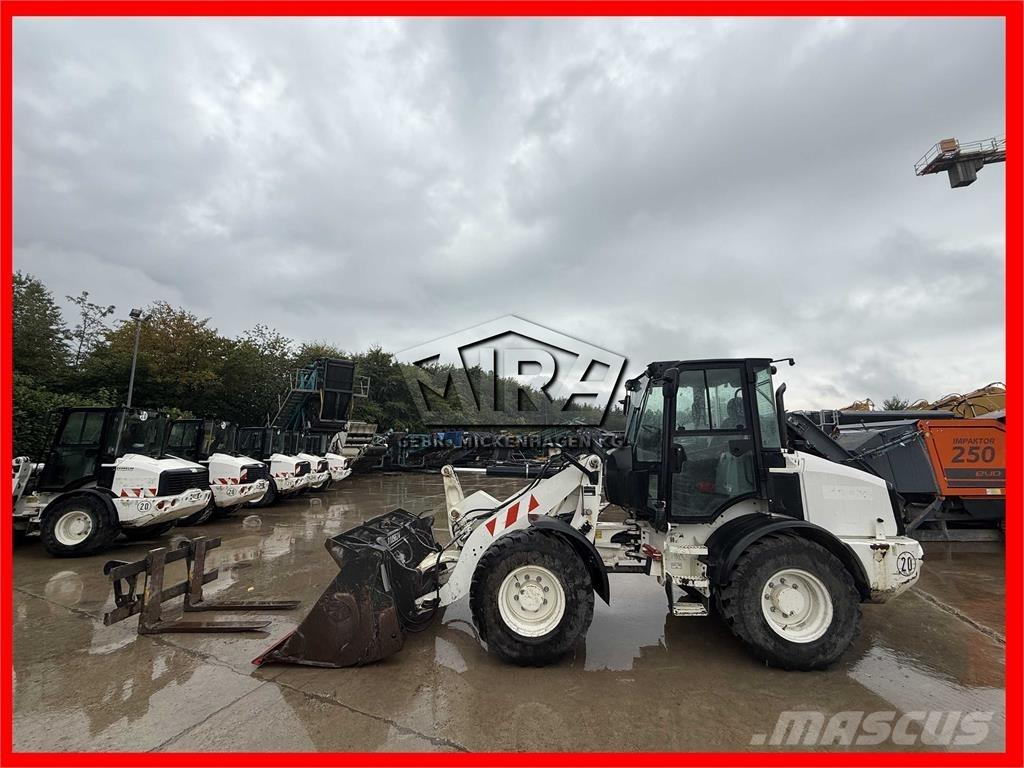 CAT 908M Hjullastere