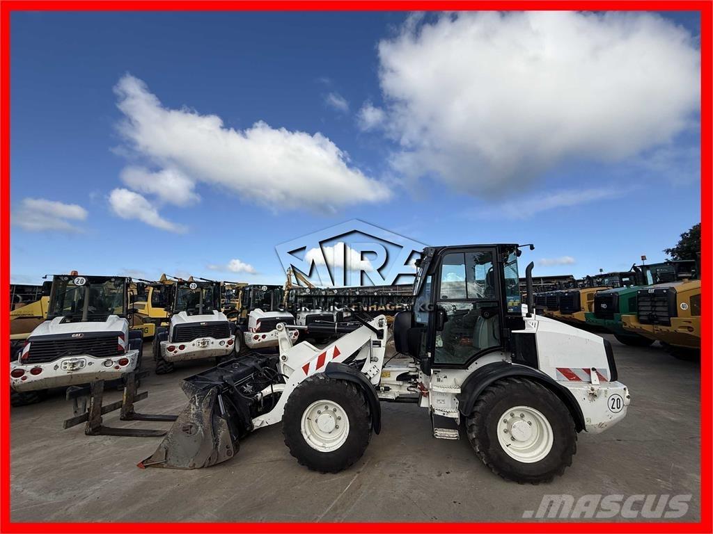 CAT 908M Hjullastere