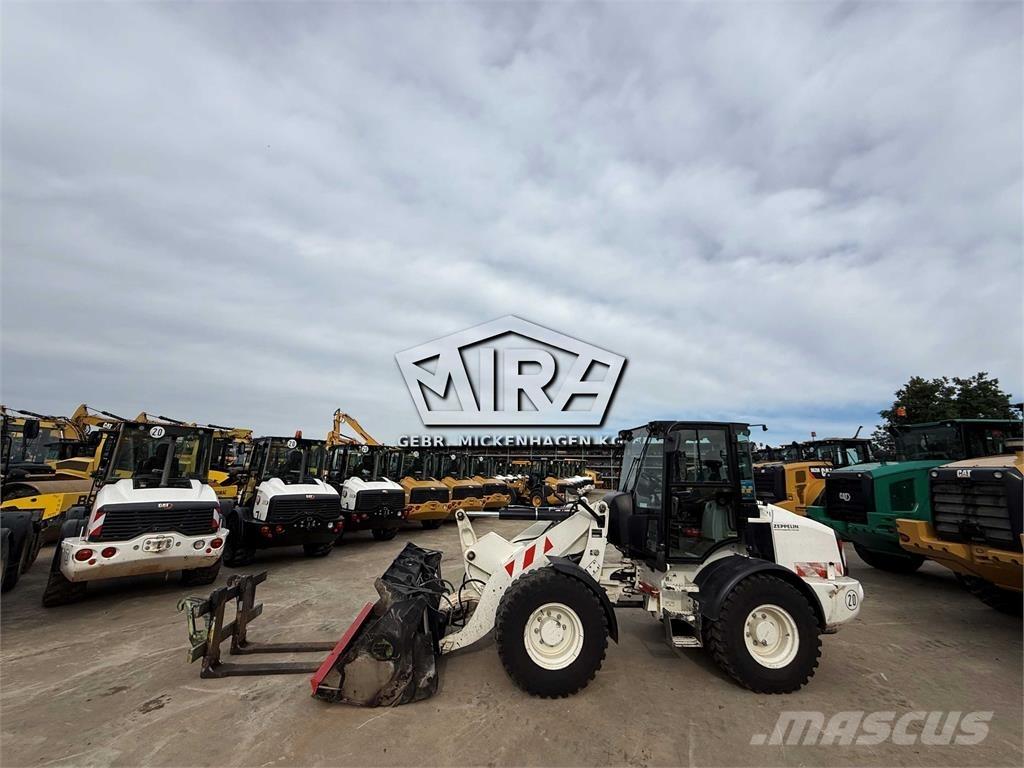 CAT 908M Hjullastere