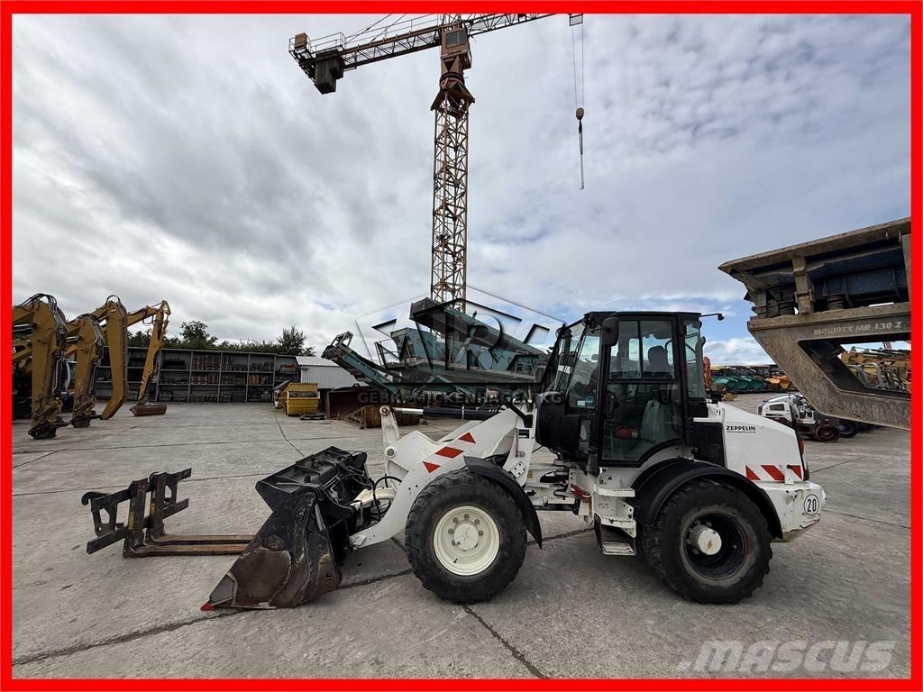 CAT 908M Hjullastere