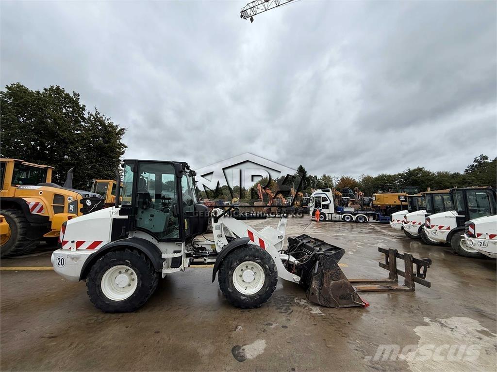 CAT 908M Hjullastere
