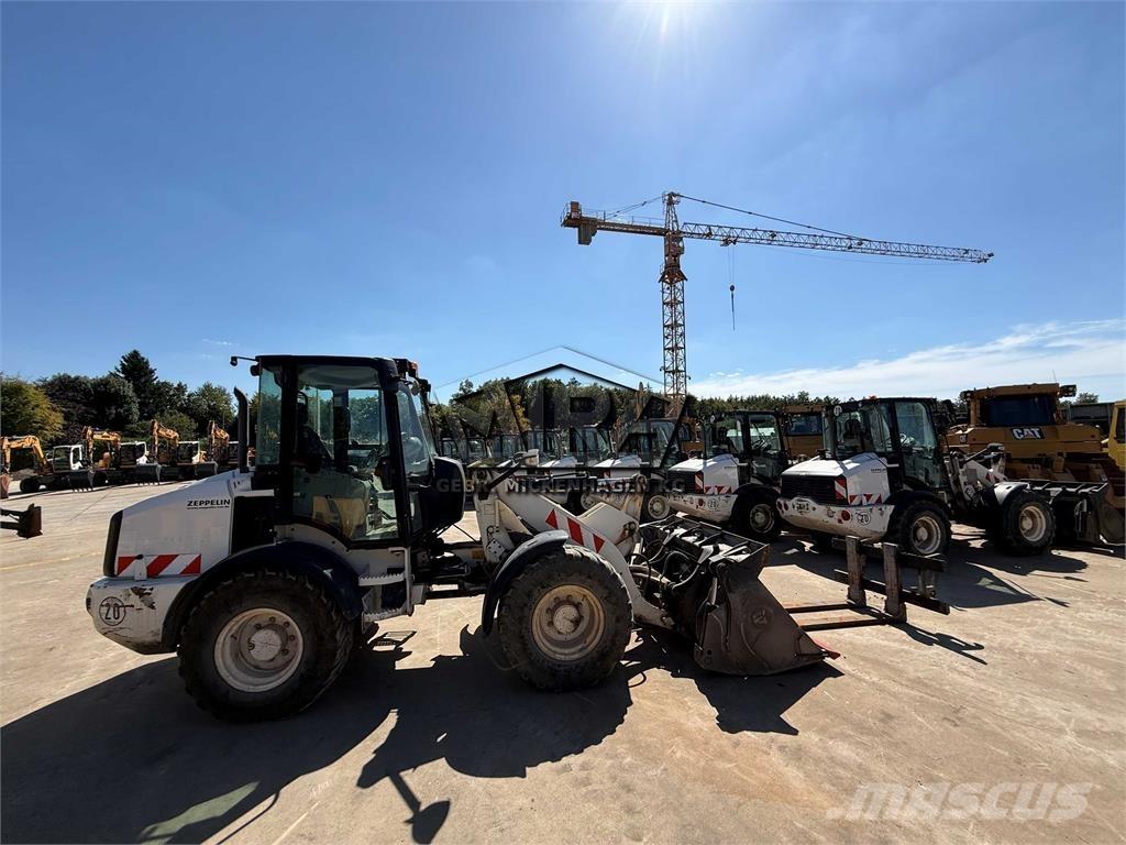CAT 908M Hjullastere