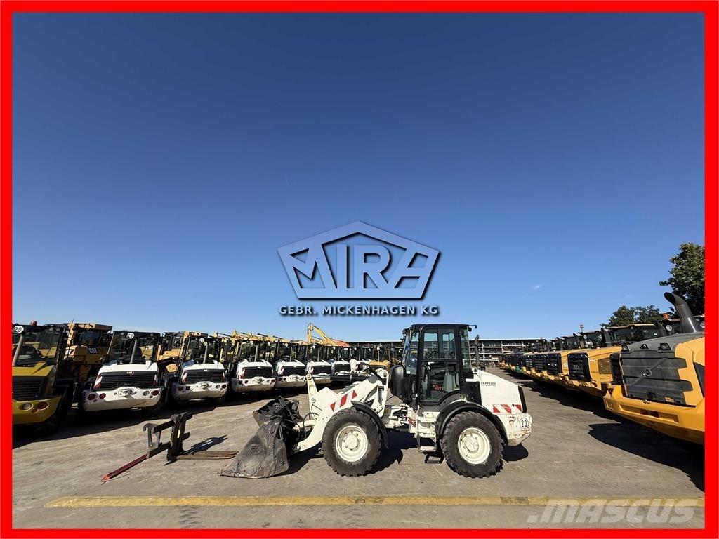 CAT 908M Hjullastere