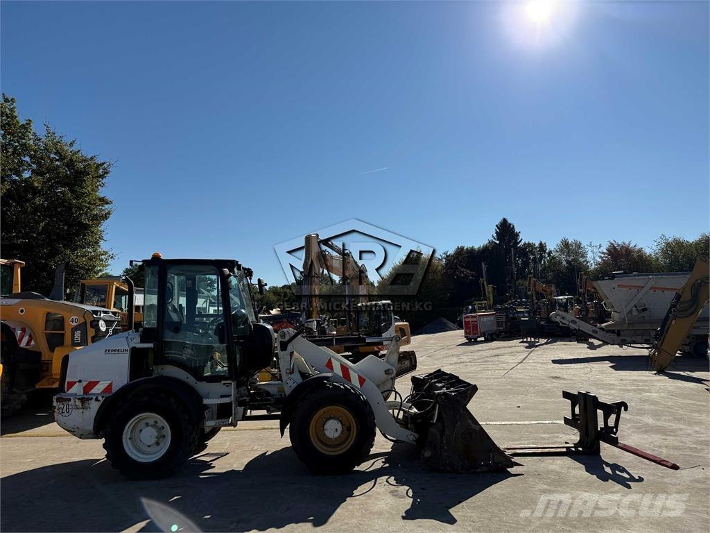 CAT 908M Hjullastere
