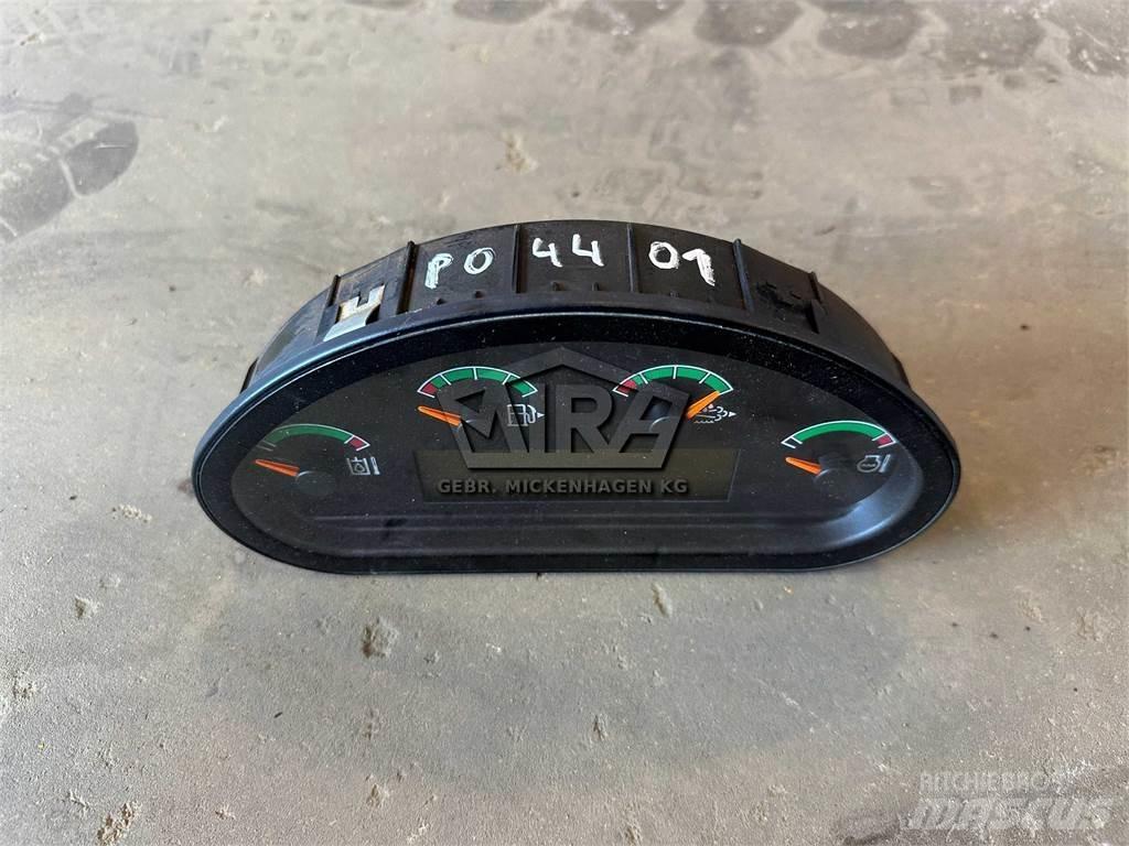 CAT 938 M/ Display Lys - Elektronikk