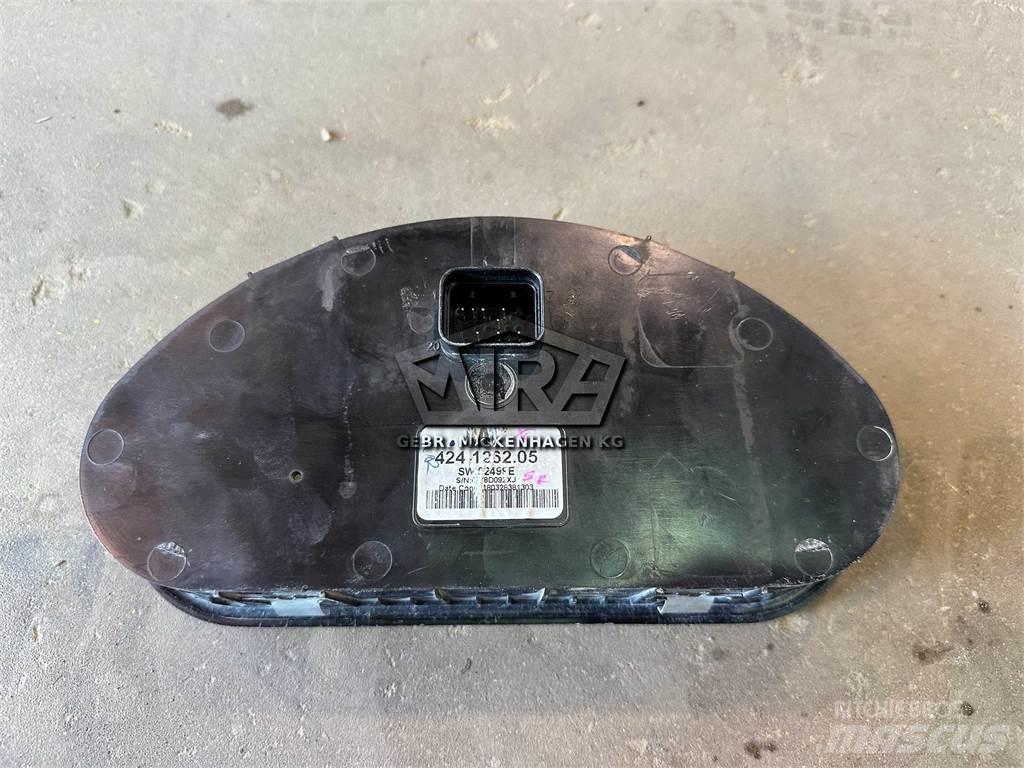 CAT 938 M/ Display Lys - Elektronikk