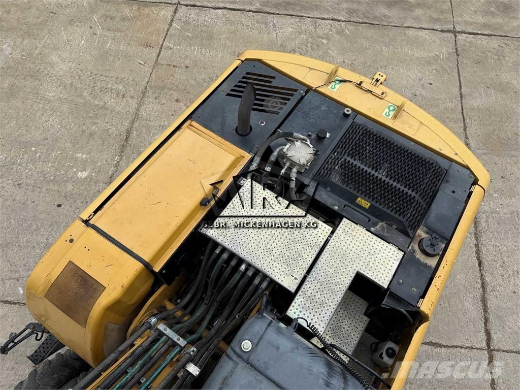CAT M 318 D Hjulgravere