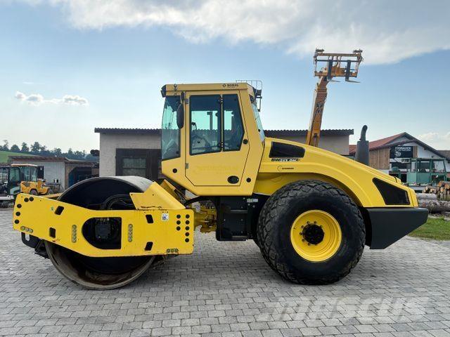 Bobcat 213 DH-4 Andre Valser