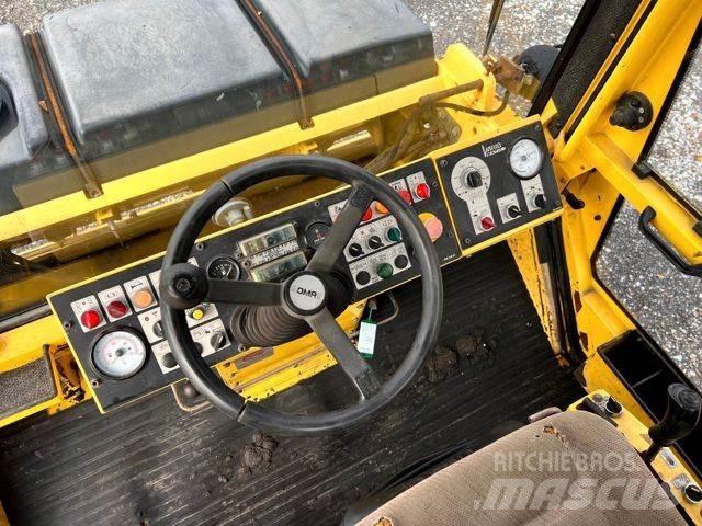 Bomag BW 151 AC-2 Andre Valser