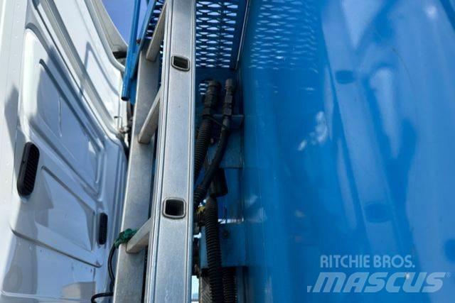 Carnehl CSS/AL 93m3 Lettisolert skaptrailer