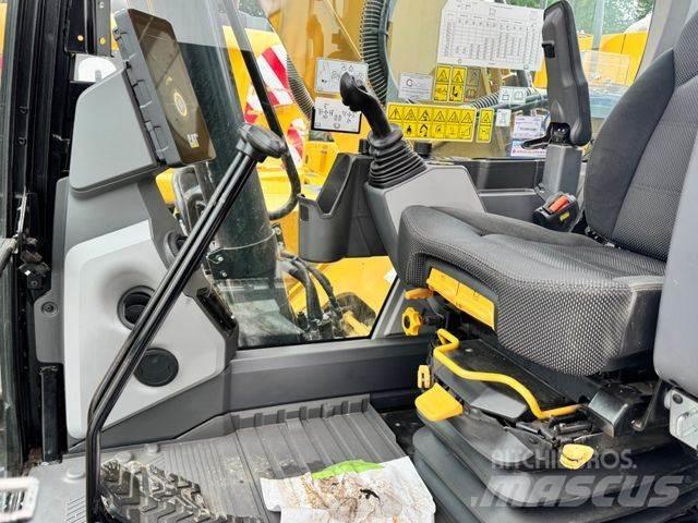 CAT 323 Beltegraver