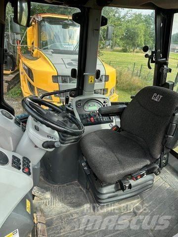 CAT 444 F Traktorgravere