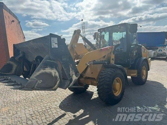 CAT 906 Hjullastere