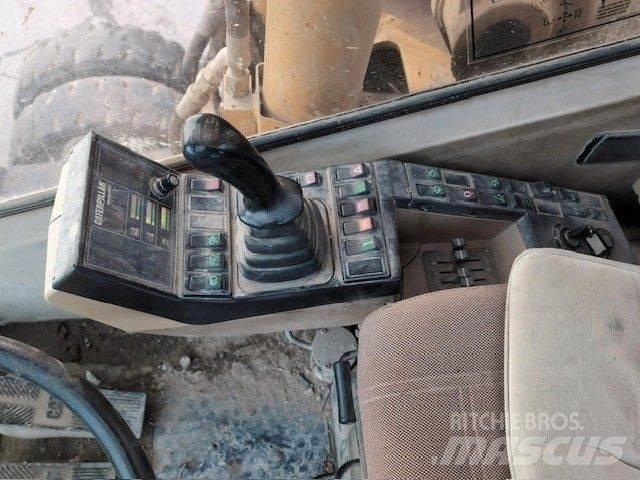 CAT M320 Hjulgravere