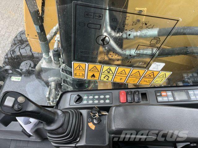 CAT M320F Anlegg - Annet