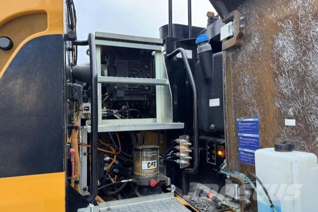 CAT | M320F Oilquick Anlegg - Annet