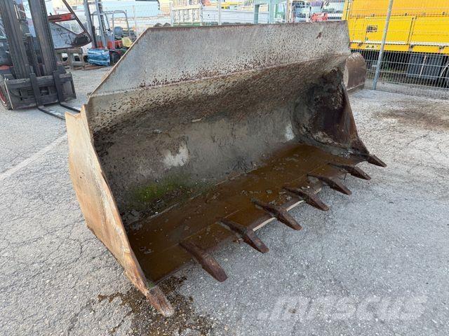  DIV. SCHAUFEL Hjullastere