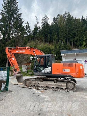 Hitachi ZX210LC-5 Beltegraver