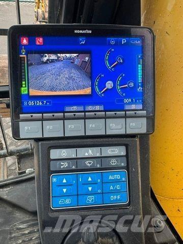 Komatsu PC210LC11 Beltegraver