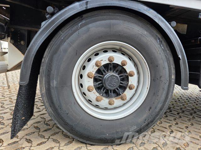 Krone AZ / Baustoff Planhengere