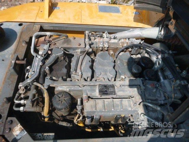 Liebherr R924 LC Beltegraver
